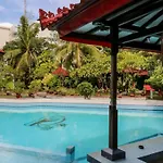 Nida Rooms Arjuna Seminyak Sunset
